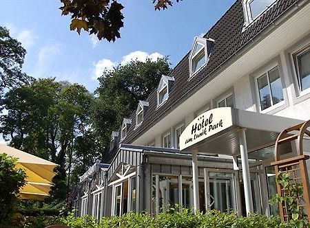 Biohotel Am Lunik Park Гоен-Ноєндорф Екстер'єр фото